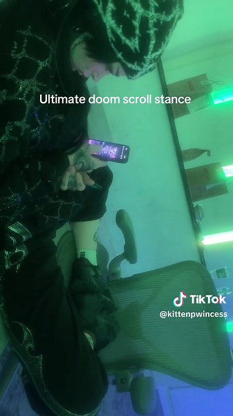 Ultimate Doom Scroll Stance Explained