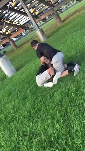 Little kids fighting