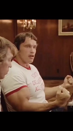 #Schwarzenegger #ArnoldSchwarzenegger | Best Gym Workout