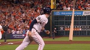 Best Bat Flips: #10-6