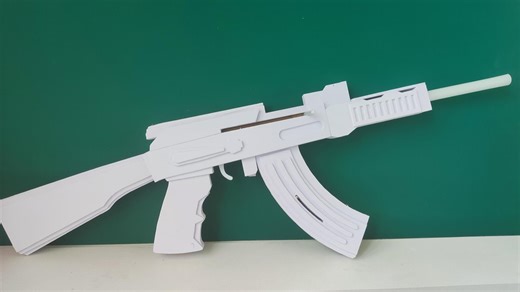 我用PVC手工制作了一把简单的AK，超级简单好用