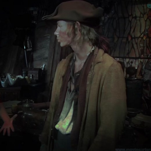 Robbie Kay: Exploring Peter Pan's Neverland | OUAT