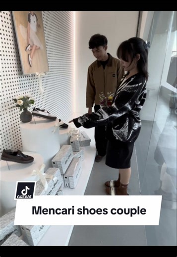 Sepatu Couple Goals dari Gozeal dan CRSL
