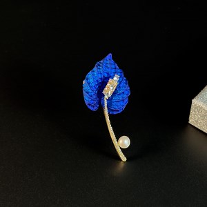 Luxury Red and Blue Calla Lily Brooch, Elegant Dress and Suit Pin Accessory - Etsy