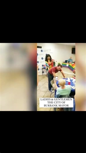 #mickeymouse #minniemouse #twerk #spanky #dragqueenstorytime #mayor