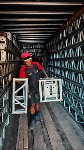 🔥💎 DOM ELISEU NA ÁREA! 💎🔥 Chegamos de tarde, mas vamos mostrar tudo como se fosse logo cedo! 🚛⚡ Nossa equipe completa do Lendário Rubi já está presente, todo mundo unido, trabalhando firme pra entregar mais um espetáculo inesquecível! 🔊🚀 Confere aí como foi nossa chegada em Dom Eliseu, porque quando é Rubizão, a história começa cedo e termina em sucesso! 🔥🎶 Produção do nosso Marketing do Rubi Rodrigo Carvalho | Lendário Rubi