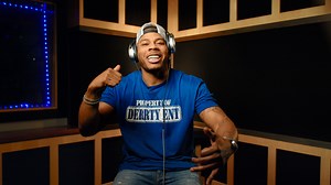 1.5M views · 57K reactions | So  in here! @DjCassidy took us back with @Nelly's Hot In Here! #PassTheMicOnBET #BETAwards #CulturesBiggestNight" | BET | Facebook