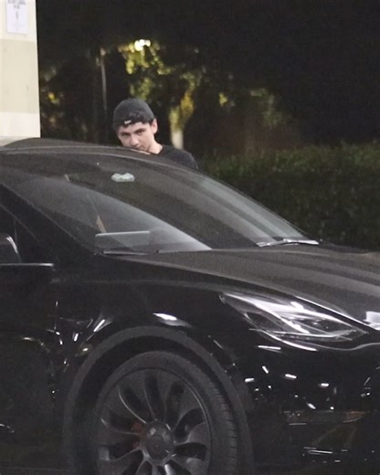 63K views · 627 reactions | Gold Digger Red Flag! | Fresh Panda | Facebook