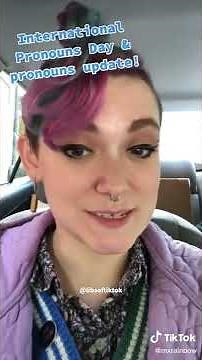 Teacher makes students use Xe / Xem pronouns