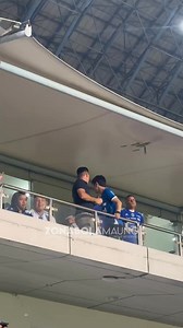 Terlihat Coach Miro berada di tribun dan tak bisa ikut mendampingi karena masih terkena sanksi AFC #persib #persibbandung #PersibDay #bobotoh #viking #maungbandung | Zona Bola Maung