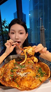 64K views · 5.2K reactions | Inner Mongolia deep-sea squid #super-large squid #girls who love food #This is so delicious | 墨尔本获宝 | Facebook