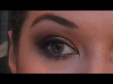 Miley Cyrus Grammys Makeup Tutorial​​​ | Eman​​​