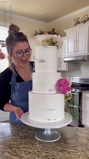 Floral Wedding Cake Design Ideas