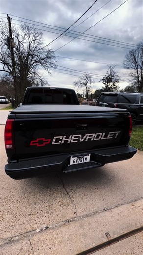 Discover the Power of the Chevy 454 Truck