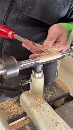 Pen Turning with Starbond Heavy Thin CA Glue | Video by: @mccollim_woodworking