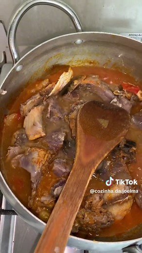 Calulu de Peixe: Receita Angolana Irresistível