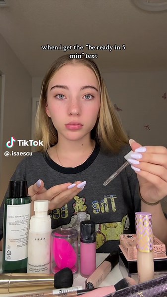 Quick Makeup Routine: Ready in 5 Minutes