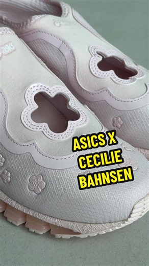 Heaven help my wallet! These adorable Gel-Quantum 360s in all colorways are calling my name 😭🙈🎀🌸 #asics #ceciliebahnsen #collection #beabenedicto #sneakers