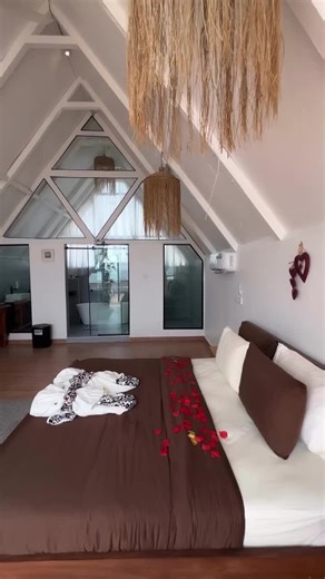 Beautiful Beach resort for you and the love of your life, send DM for booking Location/ Lagos