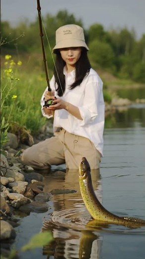 an eel fishing with beautiful girl#shortvideo