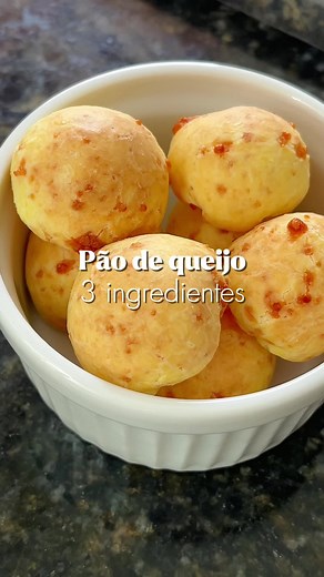 Receita Fácil de Pão de Queijo Caseiro