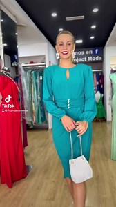 1.7K views · 76 reactions | Abierto Sábado Tarde17:30-20:30❗️❗️ Pedidos x WhatsApp 667936934 . . . . . . #vestidodeinvitada #vestidosdefiesta #vestidos #vestodoslargos #vestidoscortos #invitadaperfect #bodas #novia #comunion #bautizos #eventos #eventos2022 #malaga #malagacentro #cruzdehimilladero #vestidomanga #ceremonias #modamujer #moda #vestidos #vestidomidi #vestidoestampado | Fly Project Moda | Facebook