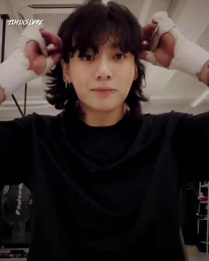 Jungkook's Impressive Boxing Skills and Training