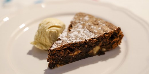 Meet Impossible Brownie Pie: The Effortless Dessert Recipe From My Vintage Bisquick Cookbook
