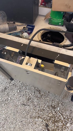 #marine #mechanic #outboard #outboards #sea #ocean #diagnosis #engine #outboardengines #centerconsole #outboardmechanic #boats #boat #305 #cco