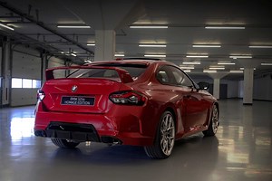 The BMW 325iS Homage Edition Is A Retro Special Done Right