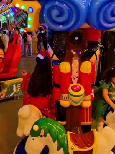 لعب وفن مع فان هاوس 🌟 ألعابنا مليانة تحدّي وفرح، تسلّي الكبار والصغار. 🏰 استمتعوا معنا في كل حفلة ومناسبة Fun and Games with Funhouse Our games bring challenges and joy for both kids and adults. 🏰 Enjoy every event with us #Bahrain #fyb #fyp #viral #fun