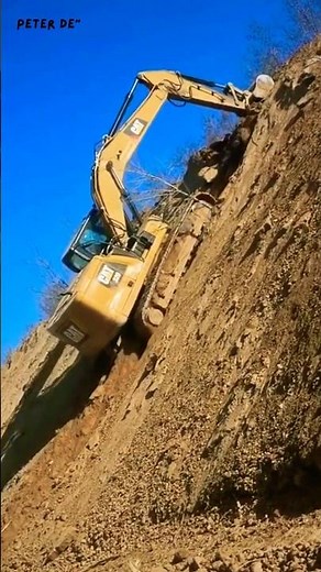 Excavator Attempts 80-Degree Cliff Climb! 🚨
