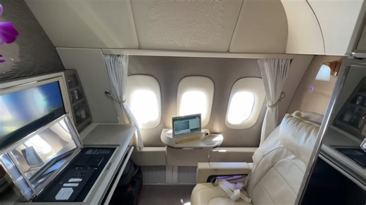Passengers paid $12,000 for Emirates first class - here’s what happened on the Dubai stop