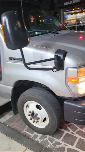 Philly Tour- 3rd stop of the evening. South Street cheese steaks #philly #partybus | Scott Properties Transportation