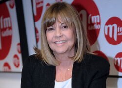 Chantal Goya - La biographie de Chantal Goya avec Voici.fr