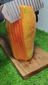 Peeling the patterned papaya skin. #shorts