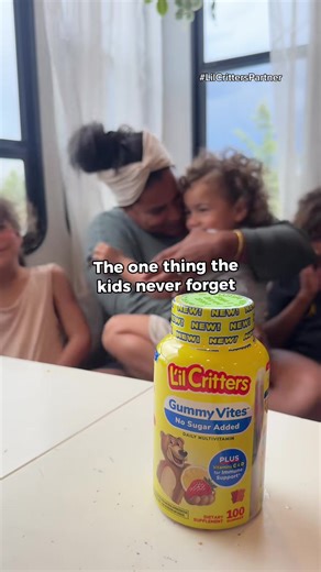No sugar added, no fuss, all smiles! 😄 Lil Critters Gummy Vites No Sugar Added are so tasty, kids remind you it’s vitamin time! Making nutrition a treat, not a chore. 🍓🐻 #GummyGoals #LilCrittersLove #ParentHack