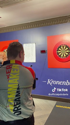 Dimi's Amazing Trick Shot with Darts