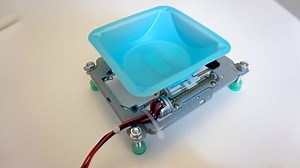 CD-ROM Drive Upcycled into Homemade Stir Table with #Arduino, H-Bridge Motor Circuit #CitizenScience