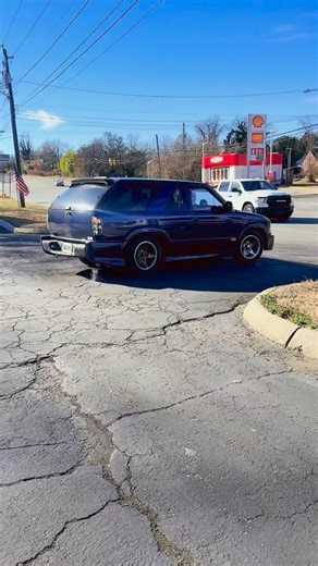 Remco Custom Exhaust™️ on Instagram: "Ls swap with long tube headers, high flow cats and Flowmaster mufflers #lsswap #flowmastermufflers #longtubeheaders #highflowcats #flowmaster #customexhaust #mufflershop #dualexhaust #customexhaustshop #trueduals #truedualexhaust #truedual #remcocustomexhaust"