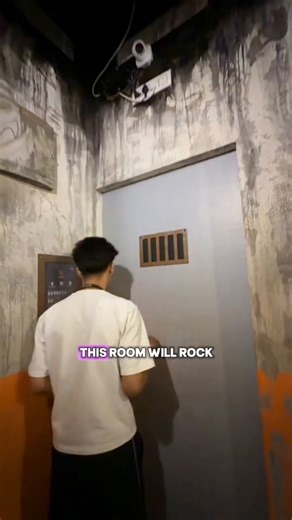 Challenge Rooms on Instagram: "Think balance is easy? 😈🔥 This room doesn’t stay still, and neither can you. Every step tests control, awareness, and nerve. Welcome to the Tilt Room, where the floor plays dirty. 📍Rajouri Garden, Delhi 📍Elan Epic Mall, Gurgaon .. .. challenge rooms, tilt room, balance challenge, indoor adventure, international challenges, thrill experience, skill-based games, fun activities Delhi, Gurgaon activities #ChallengeRooms #DelhiNCRFun #skillchallenges"