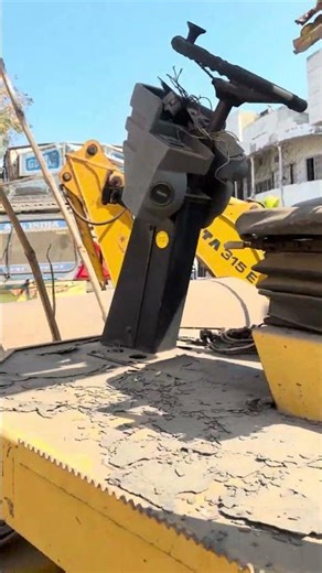 Caterpillar soil compactor repair work #caterpillar #constructionequipment