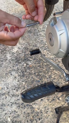 146K views · 410 reactions | Easy Wash Gear KidzControl Motors Gears Rubbers Ties And Cleaners ➖〰️♾️✅ #washing #gear #ties #tie #motorcycle #motivational #rubber #motorbike #Nice #nicevideo | Igor Mendes | Facebook
