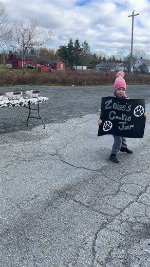 1.9K views · 13 reactions | We are here and all set up!! Come see Breah at the Lakelands scale! Take your pups for a Sunday drive and get down here !  | Zeiss’s Cookie Jar | Facebook