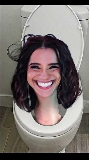I got turned into SKIBIDI TOILET