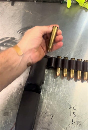 A hell of a cartridge!!! The 577nitro express #double #hunting #bigbore #territorian_577 #pig
