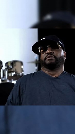 comedy_klips on Instagram: "Pterodactyl wings #reels #trending #fun #fyp"