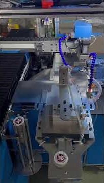 Merrow EdgeHog Auto-Emblem Machine