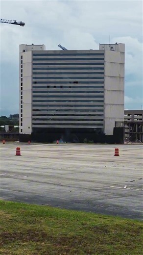 Implosion of Hotel Sheraton in Arlington near the Cowboys Stadium #dallas #youtubeshorts