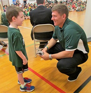 Adamsville School Gets A  From NY Jets Player Nick Folk